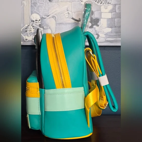 Loungefly Disney Alladin Princess Jasmine Cosplay Backpack - Picture 4 of 9